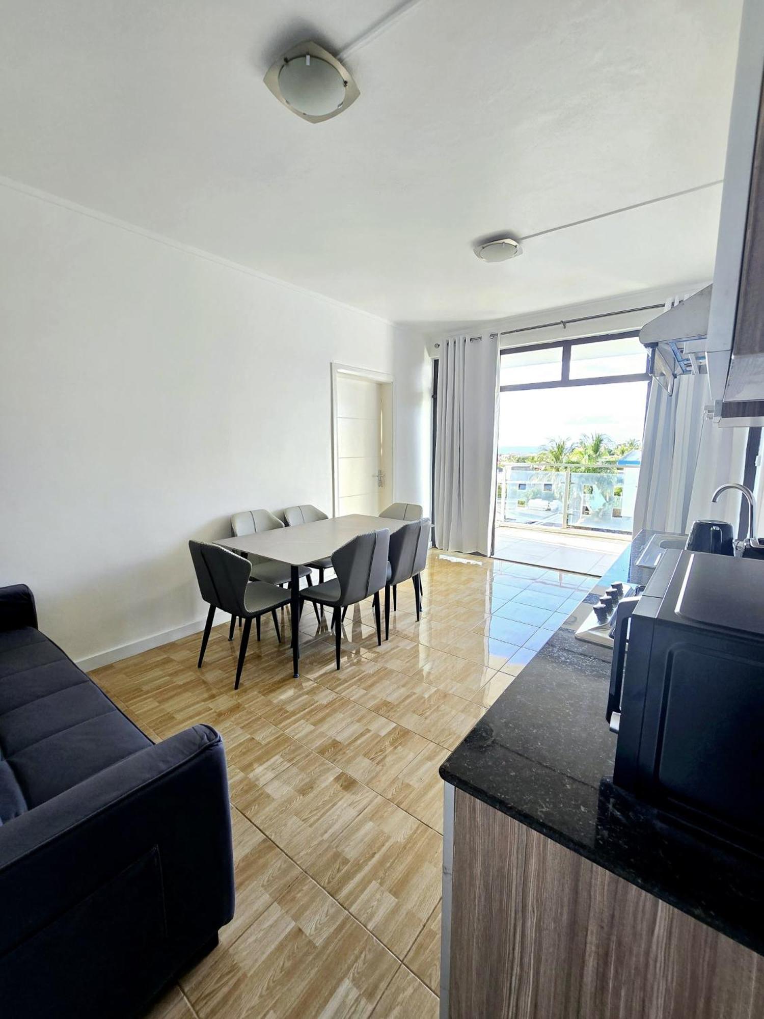Luxury Penthouse With Infinity Pool & Stunning Sea View Appartement Flic-en-Flacq Buitenkant foto